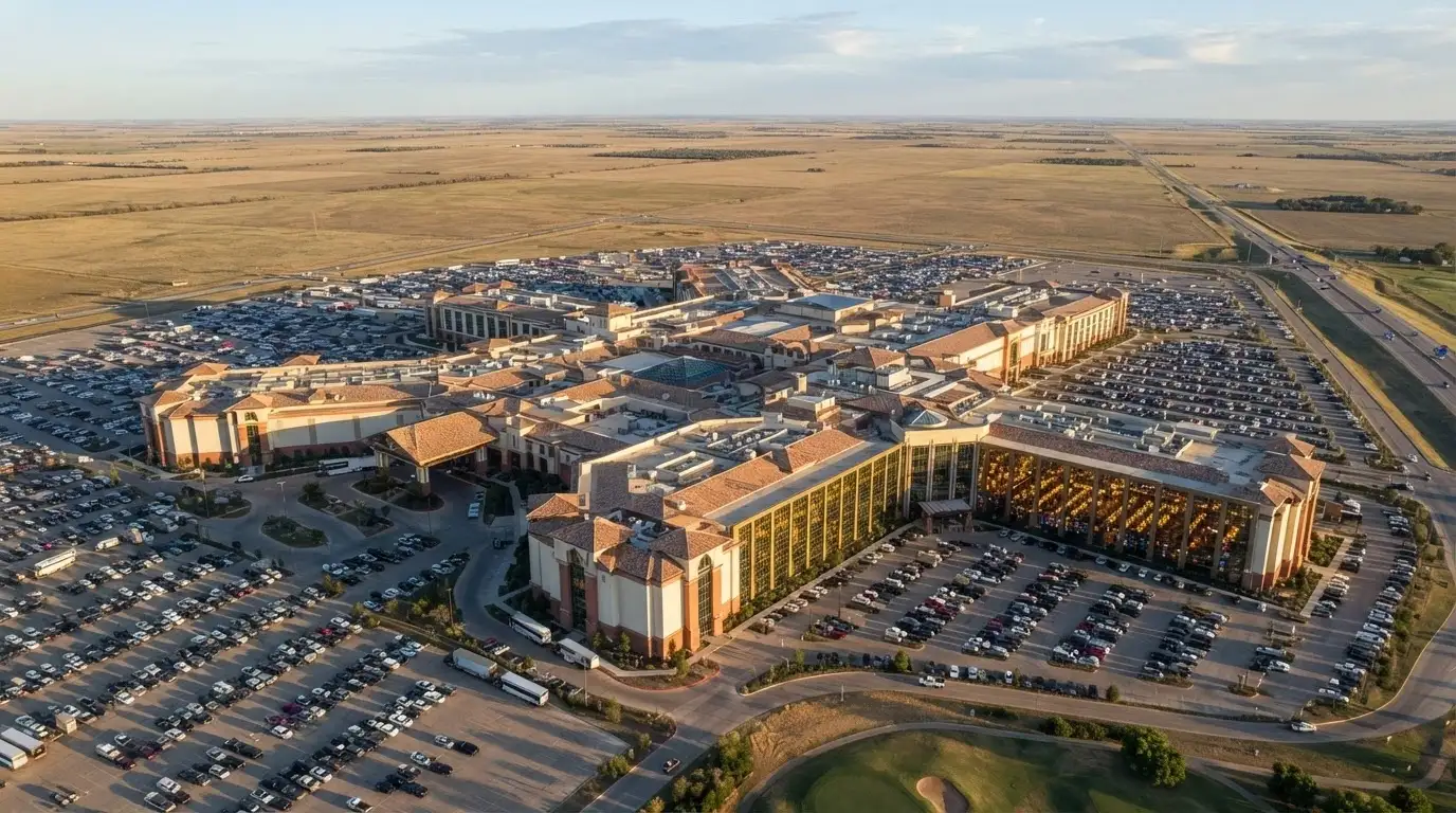 Vue aérienne du WinStar World Casino and Resort en Oklahoma, le plus grand casino du monde par sa surface de jeu